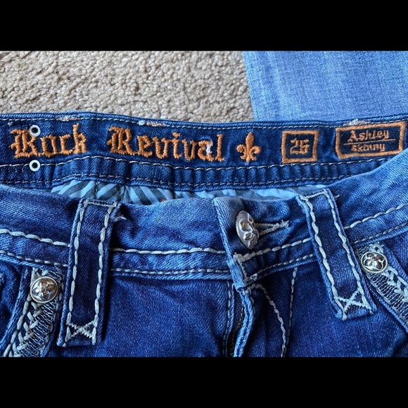 Ashley cut Rock Revivals - Picture 2 of 3